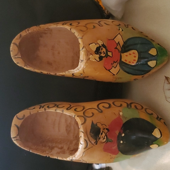Other - VINTAGE HAND CARVED AND HAND PAINTED WOODEN SHOES WALL ART.